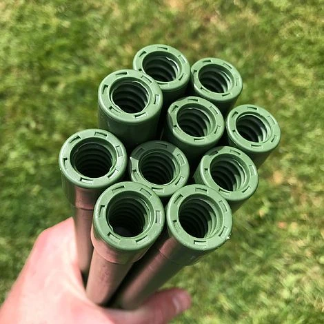 'Lock & Roll' Extendable Garden Plant Stakes - 1.2m L - Image 3