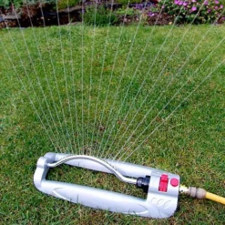 Metal Oscillating Sprinkler